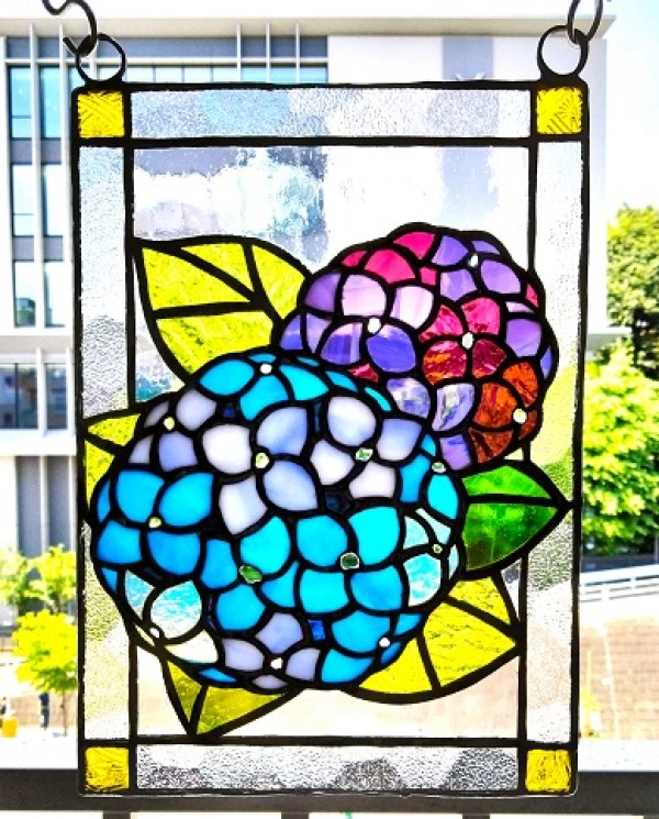 2024.5.25．　吊り飾り「紫陽花」　　：制作　大津春美　さんのサムネイル